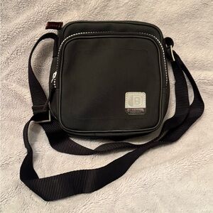 Kenneth Cole Reqction Black Crossbody Bag with‎ Adjustable Strap